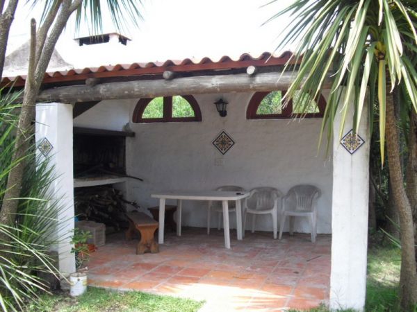 Cálida casa con muy buena vista al mar.